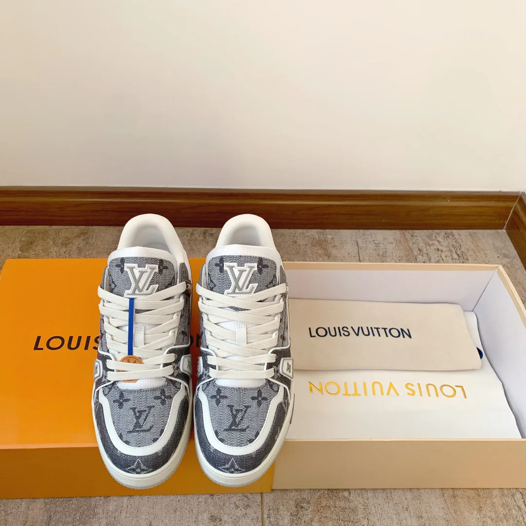 Кроссовки Женские Louis Vuitton 10234429
