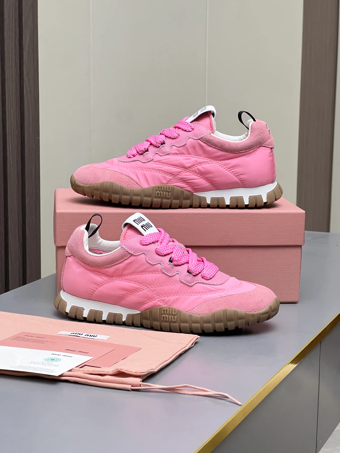 Кроссовки Женские Miu Miu 17968636