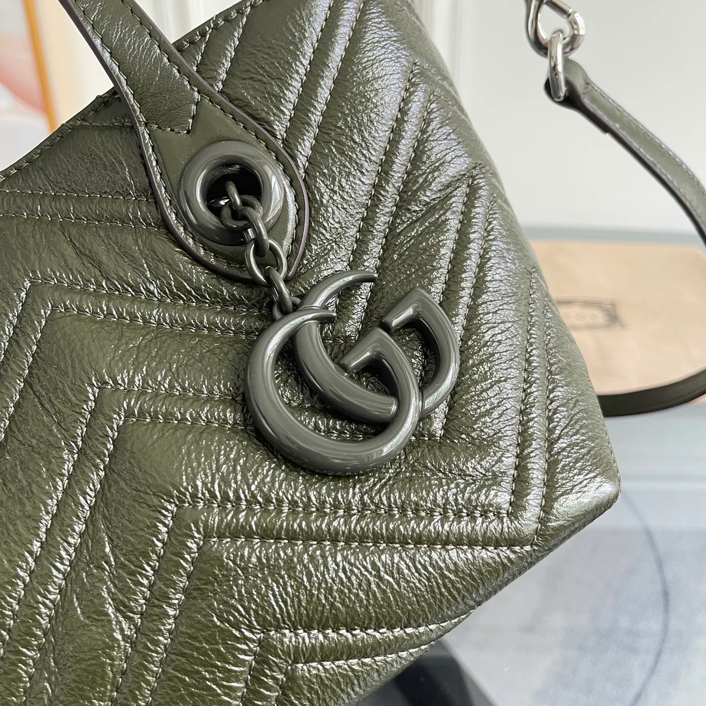 Классические Сумки Женские Gucci 13558969