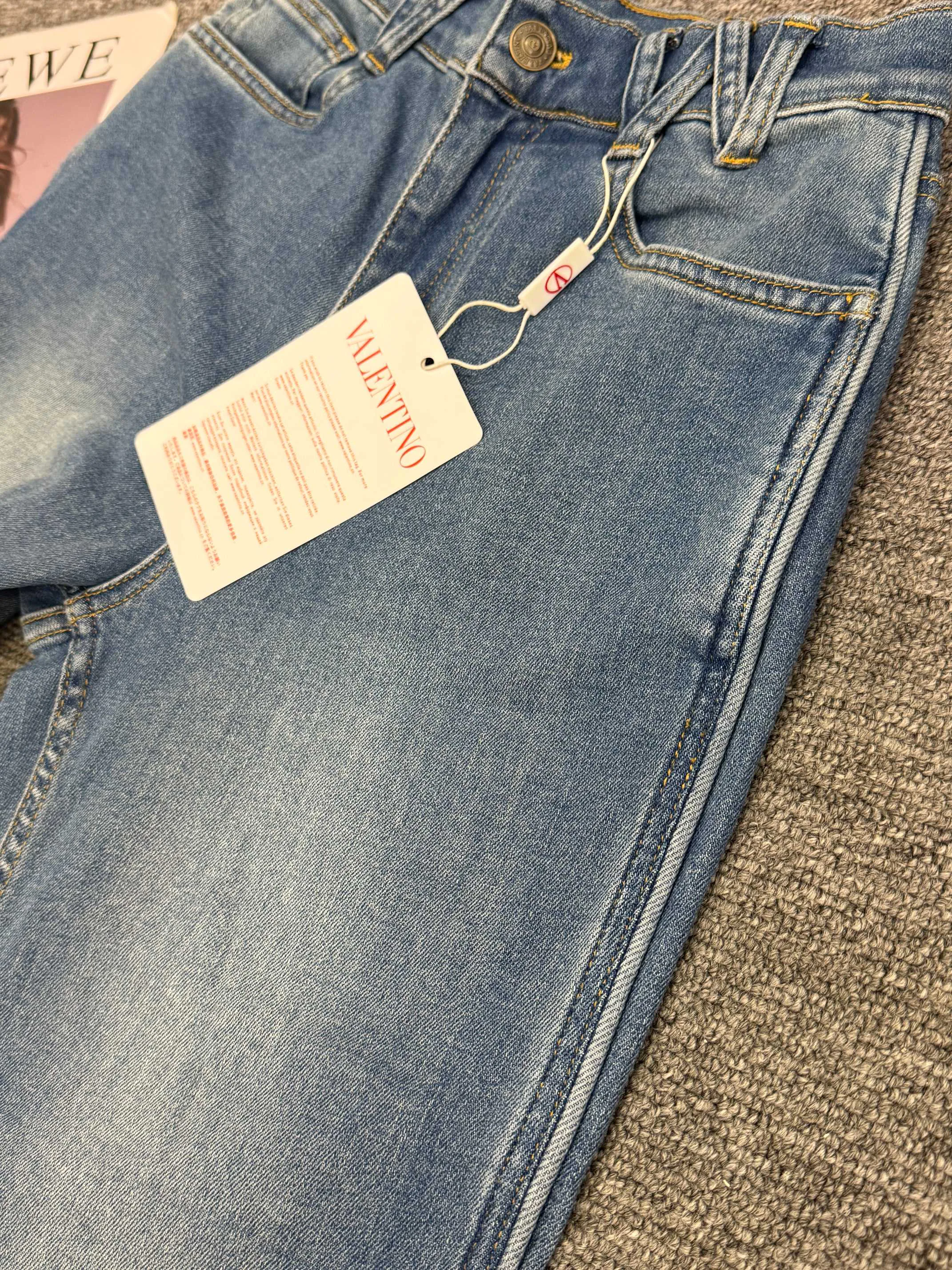 Джинсы Женские Valentino 11622691