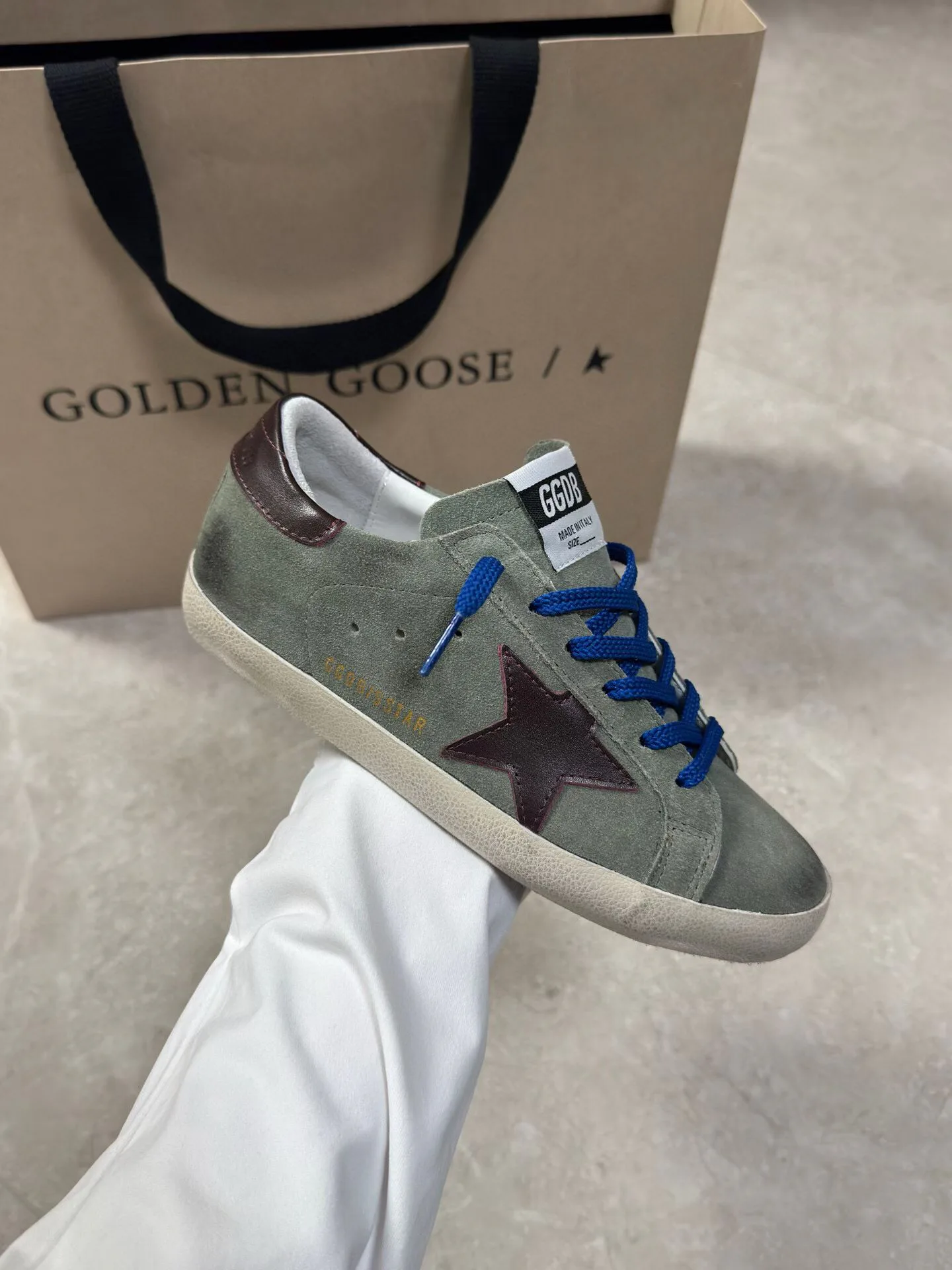 Кроссовки Мужские Golden Goose 18265605