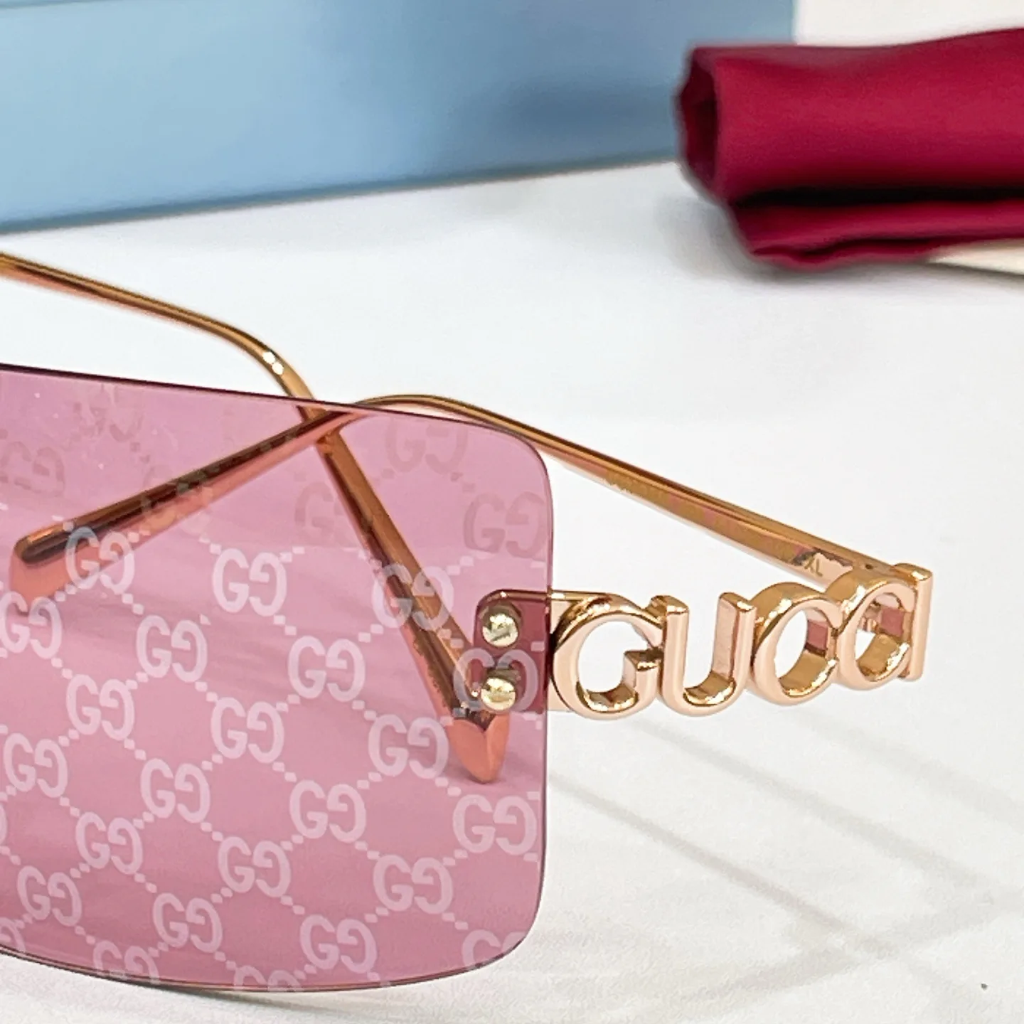 Очки Gucci 17495885