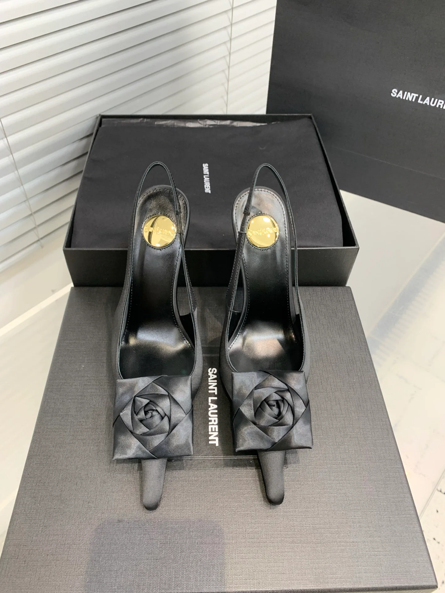 Туфли Женские Saint Laurent 355736