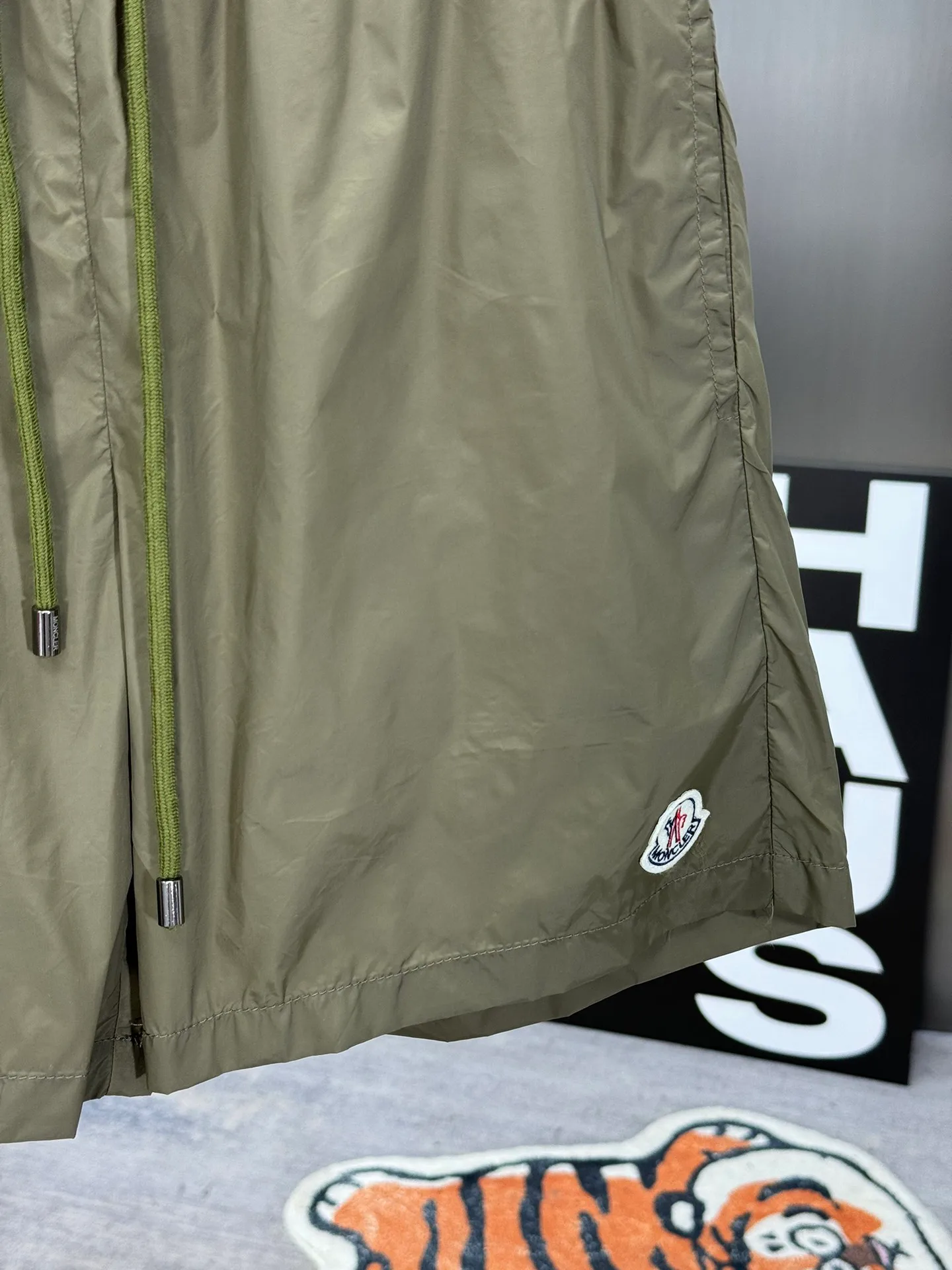 Шорты Мужские Moncler 11280086