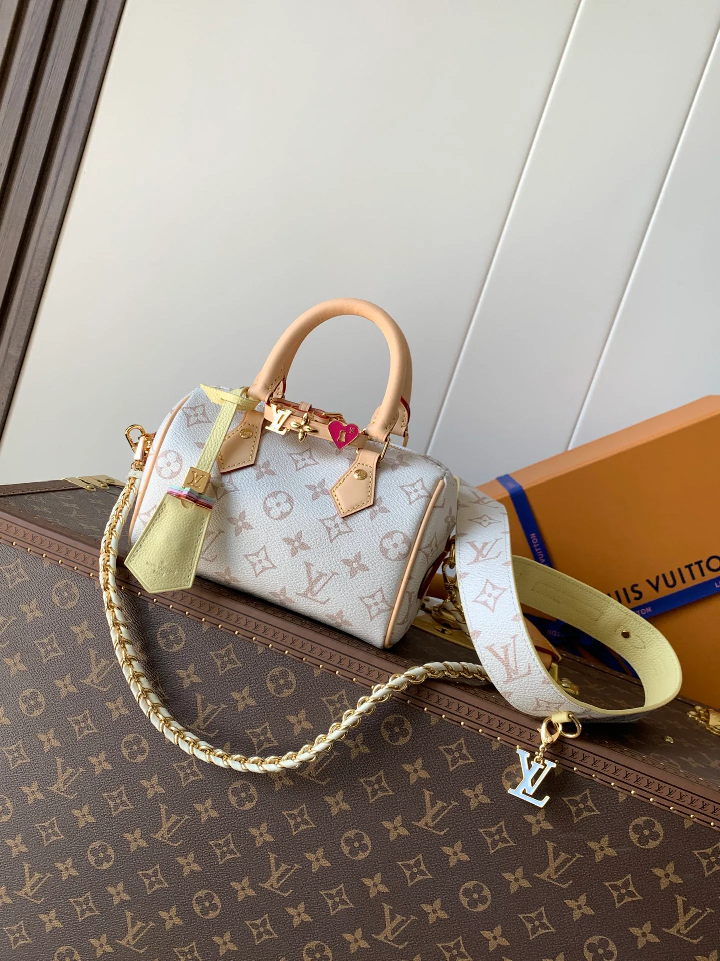Клатчи Женские Louis Vuitton 11488649