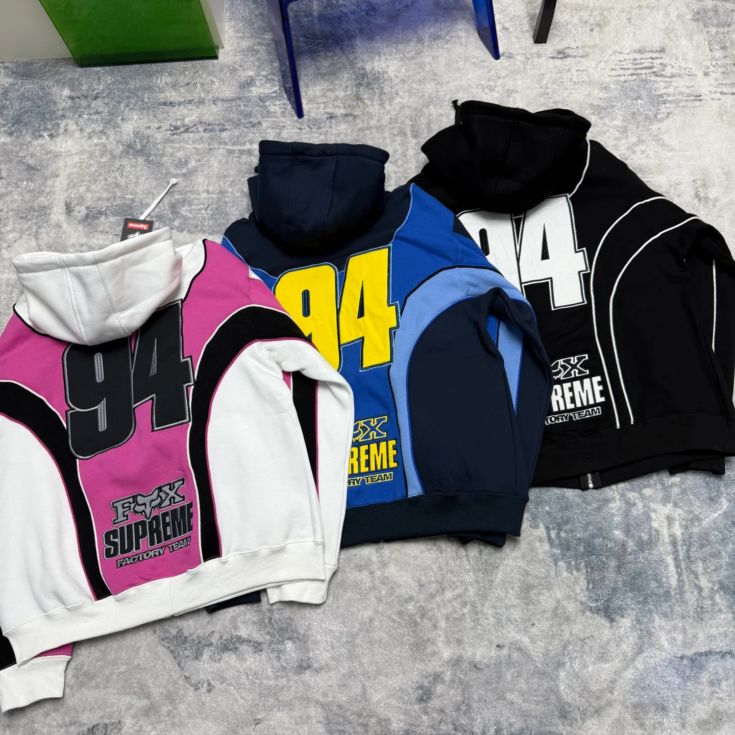 Свитшоты И Худи Женские Supreme 5379243