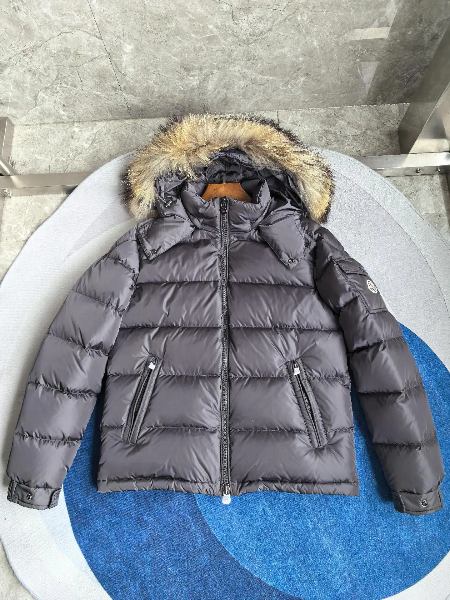 Куртки И Пуховики Женские Moncler 18761342