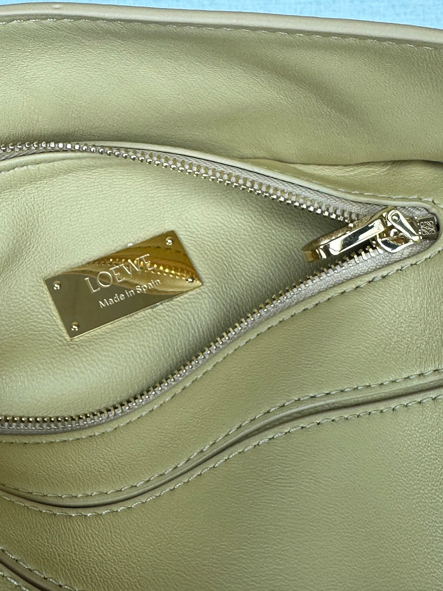 Сумки На Ремне Женские Loewe 1237489