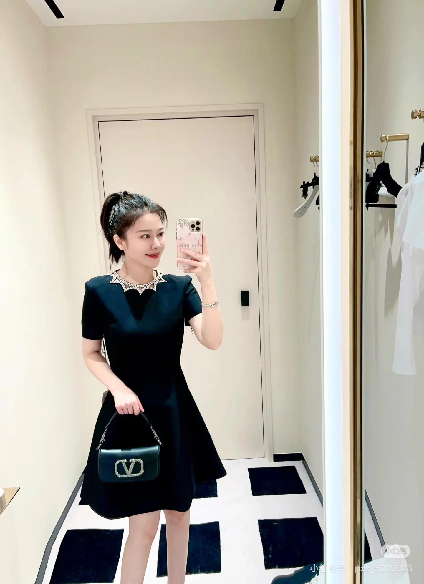 Платья Женские Valentino 11586477