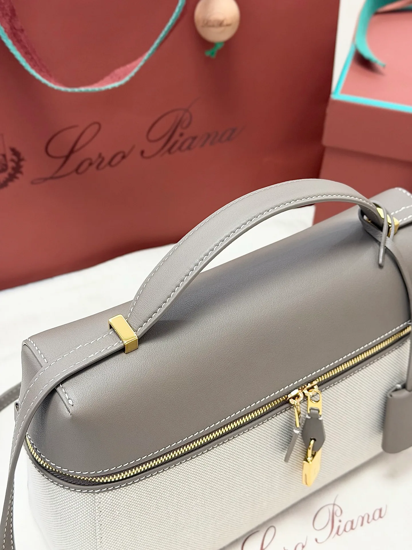 Классические Сумки Женские Loro Piana 17565039