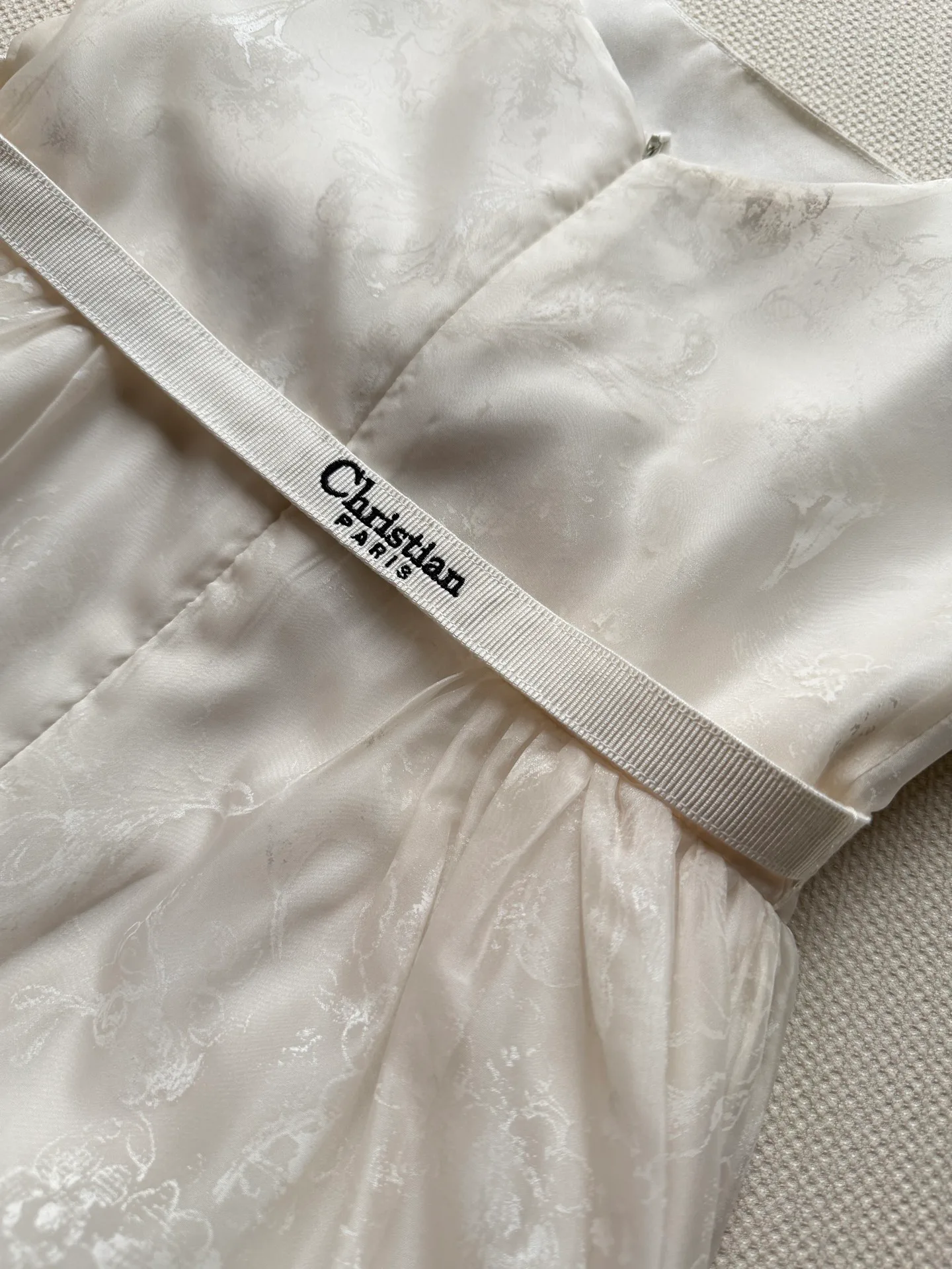 Платья Женские Christian Dior 12295639