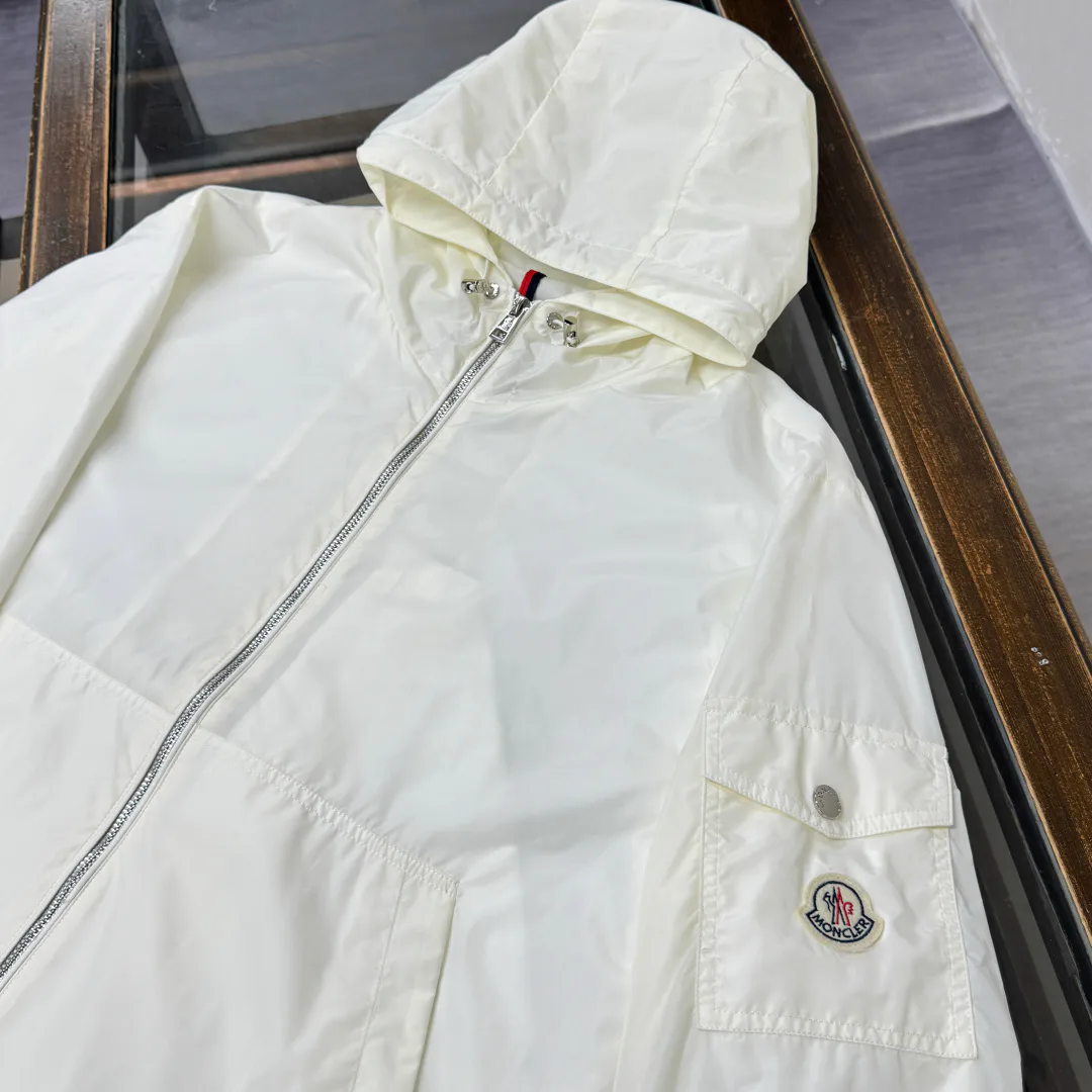Куртки И Пуховики Женские Moncler 9642312