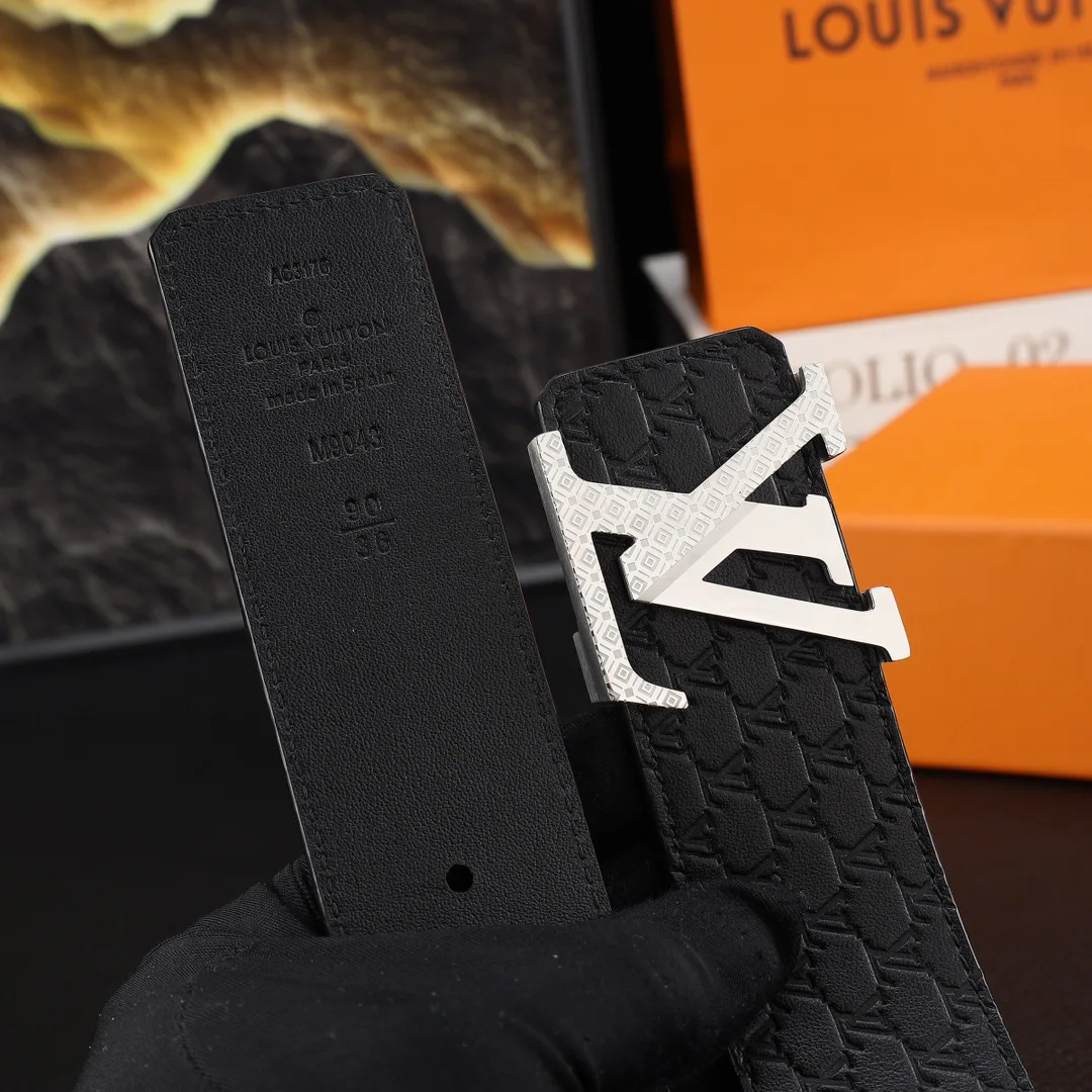 Ремни Louis Vuitton 5422571