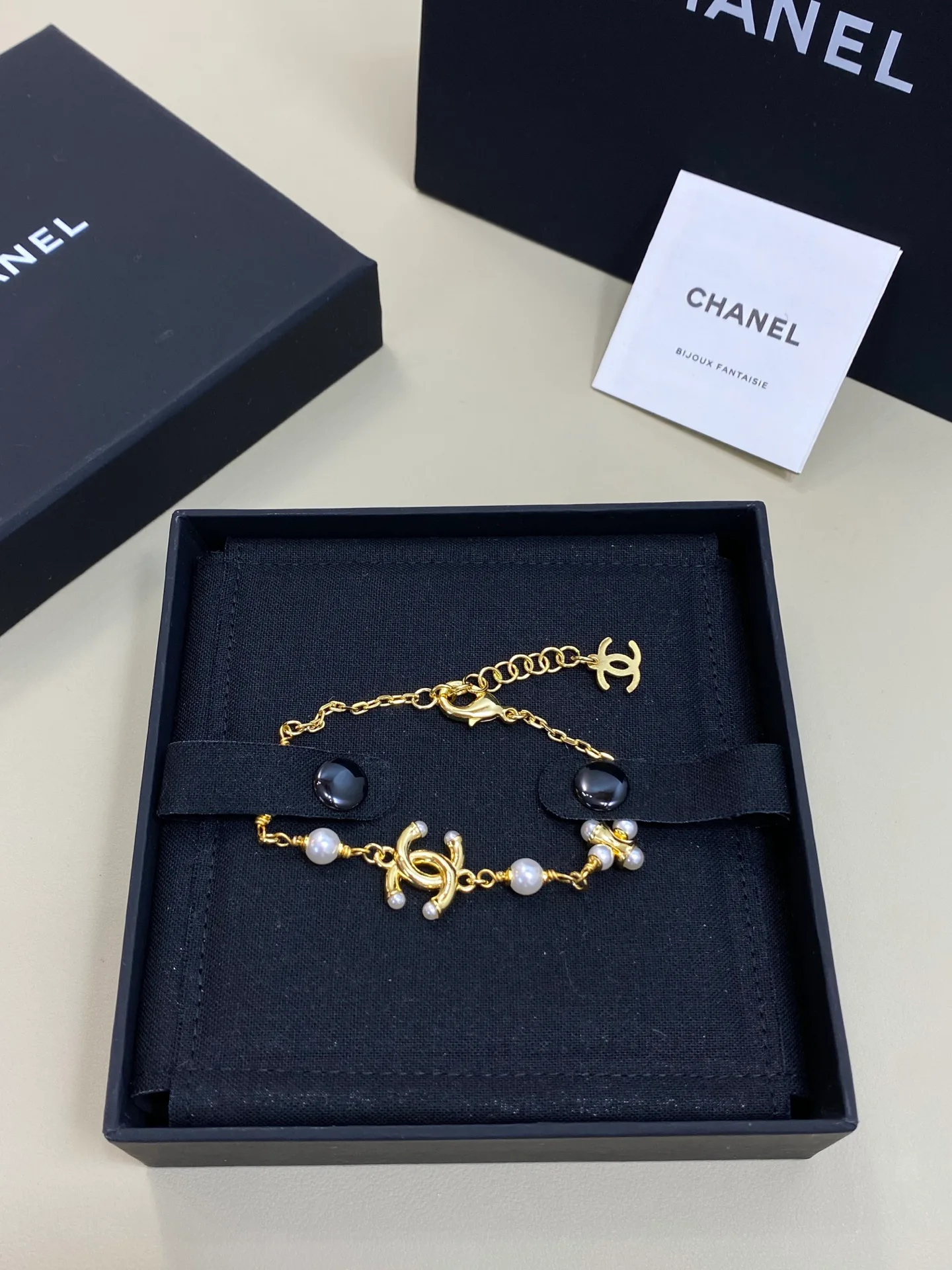 Бижутерия Chanel 11420345