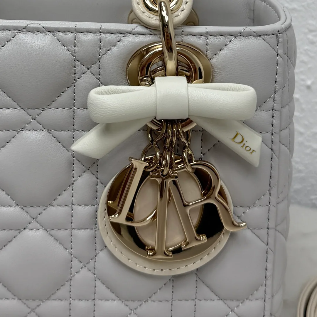 Классические Сумки Женские Christian Dior 17601417