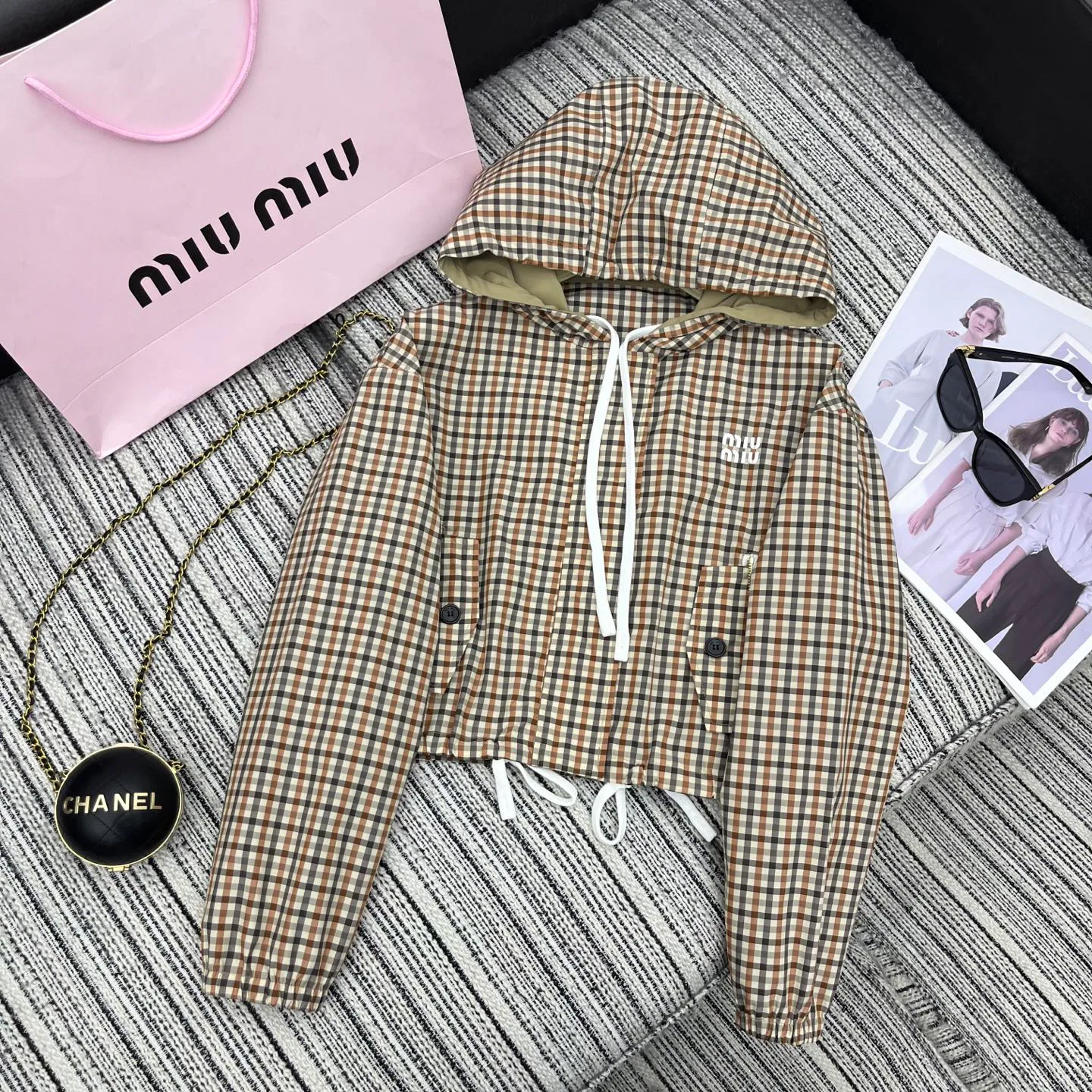 Куртки И Пуховики Женские Miu Miu 20335