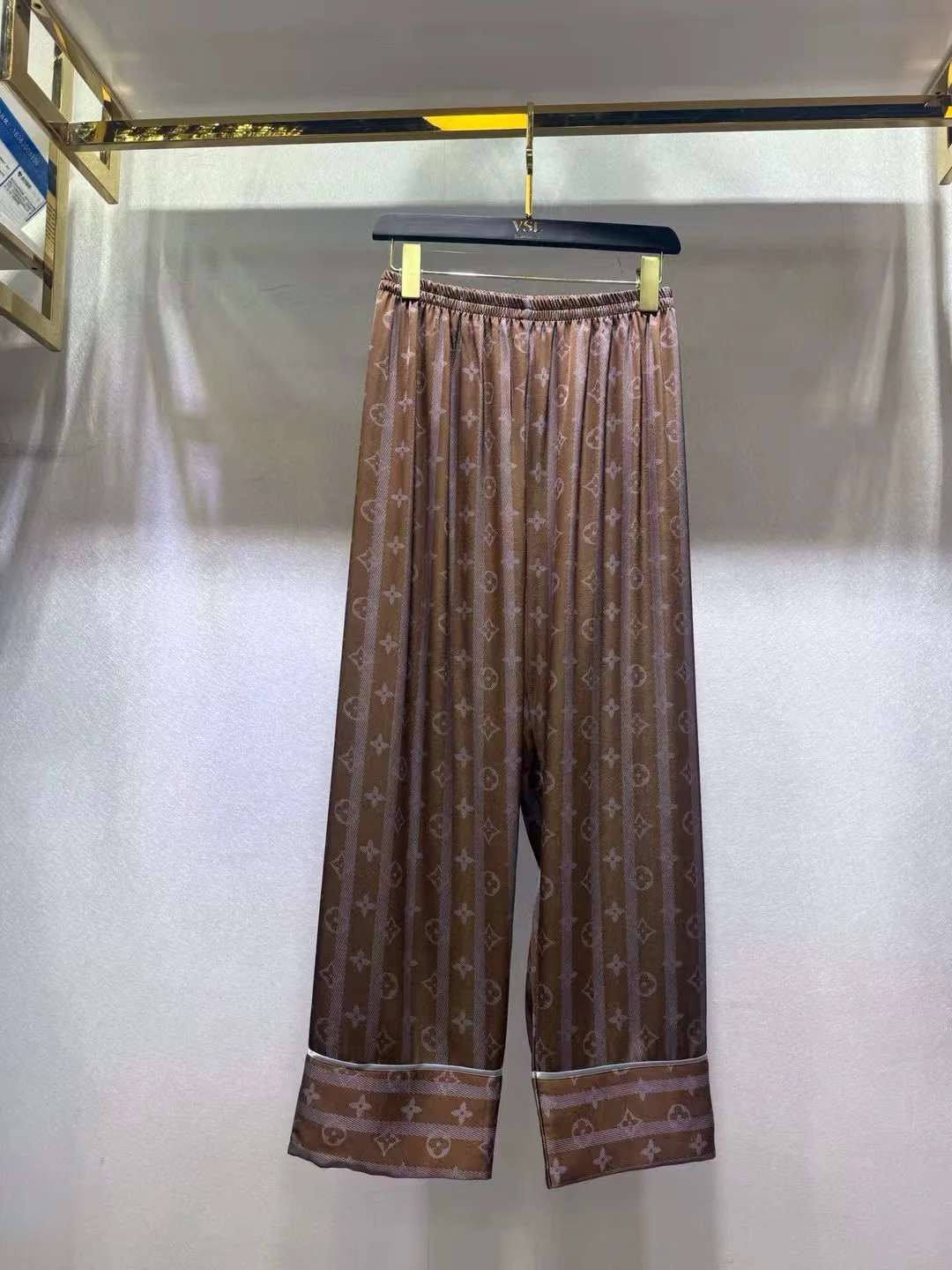 Костюмы Женские Louis Vuitton 2546484