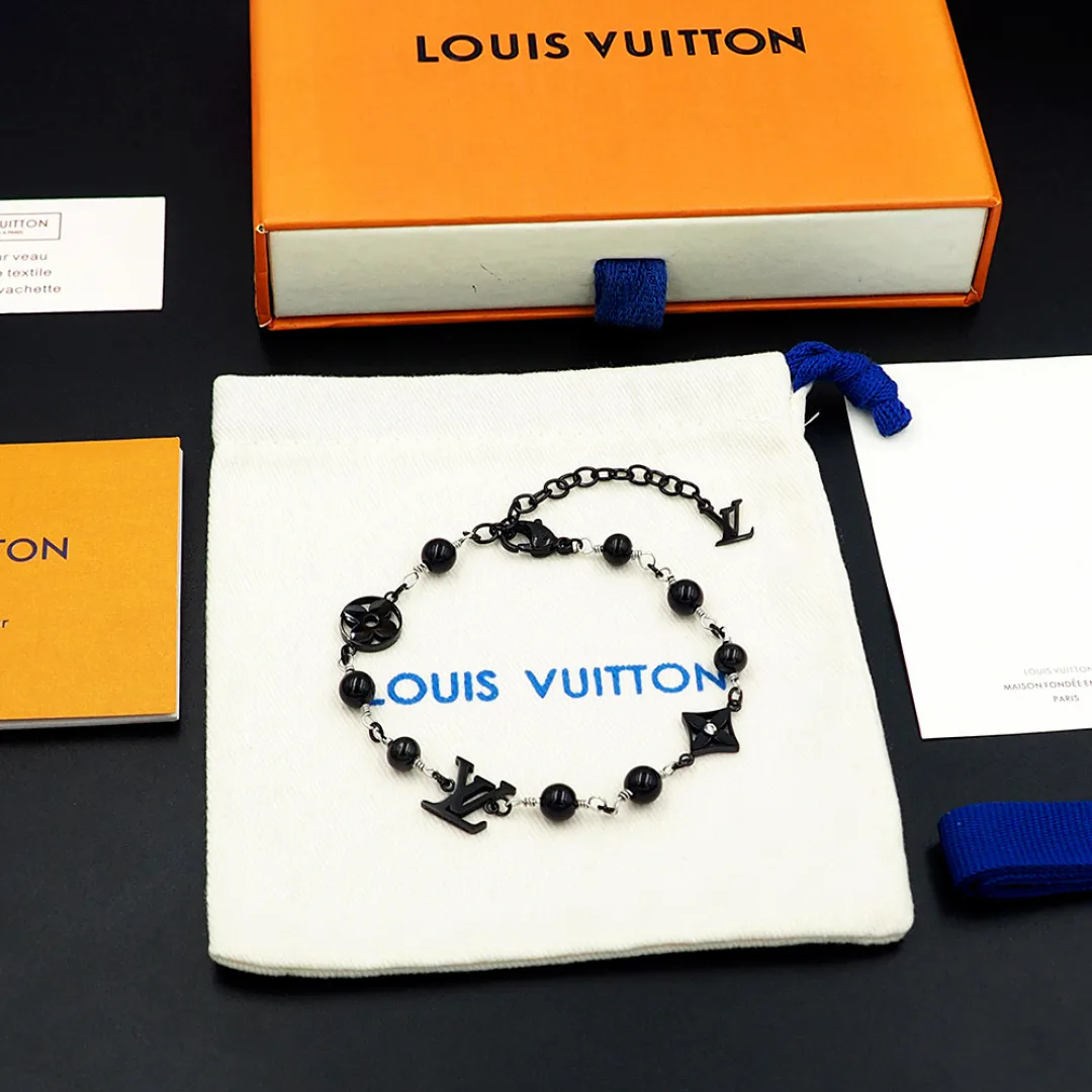 Бижутерия Louis Vuitton 11011201
