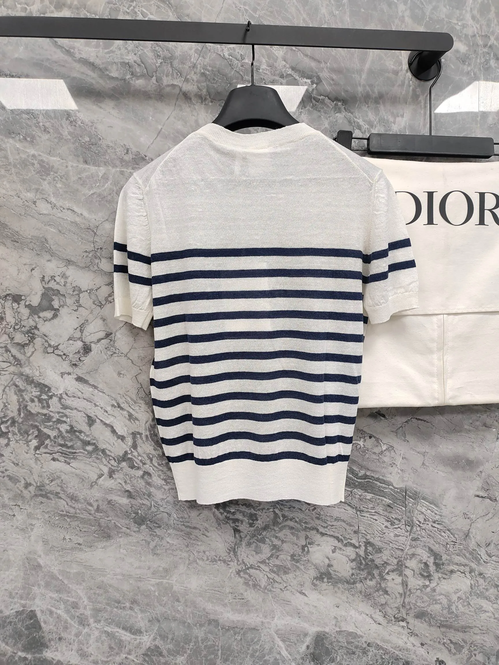 Футболки Женские Christian Dior 17368351
