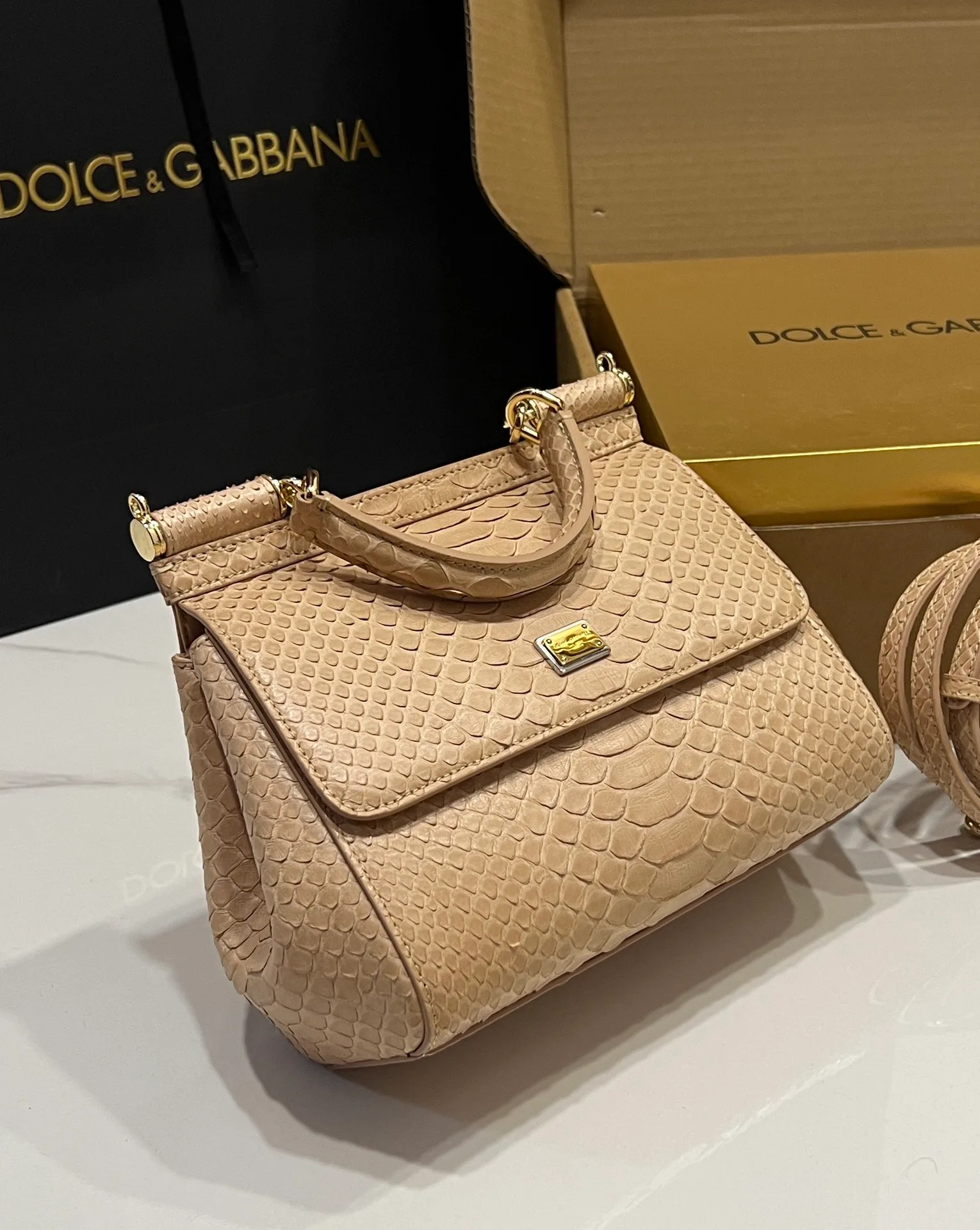 Сумки На Ремне Женские Dolce & Gabbana 29075