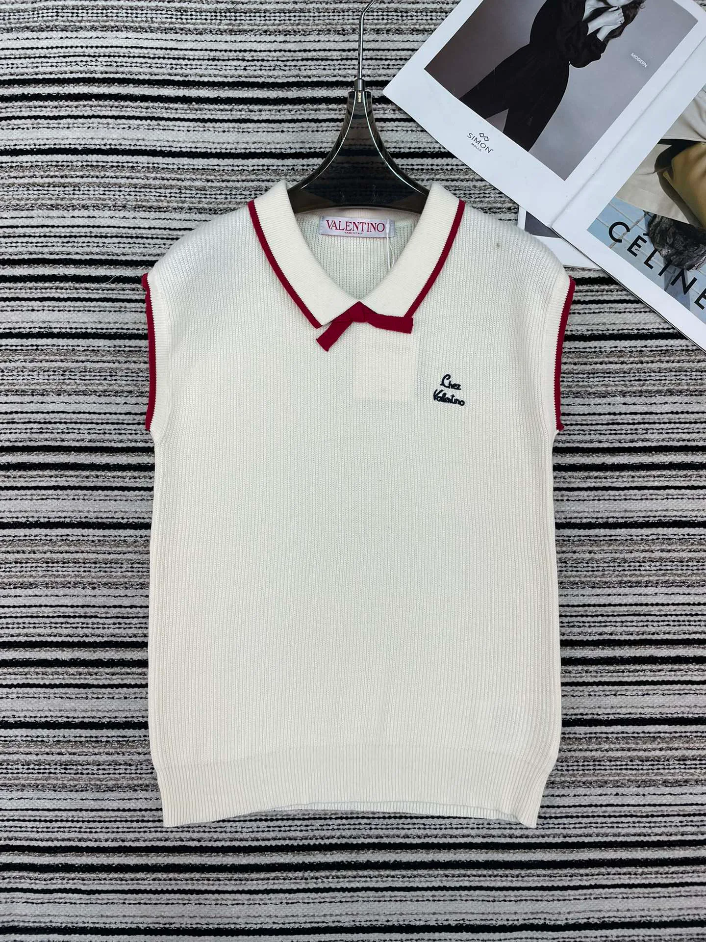 Жилеты Женские Valentino 11701053