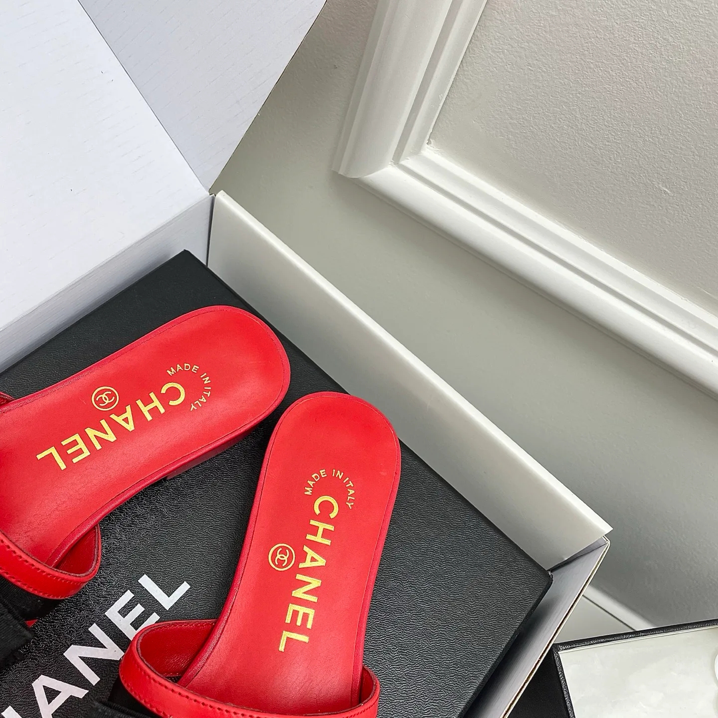 Сандалии Женские Chanel 11498213