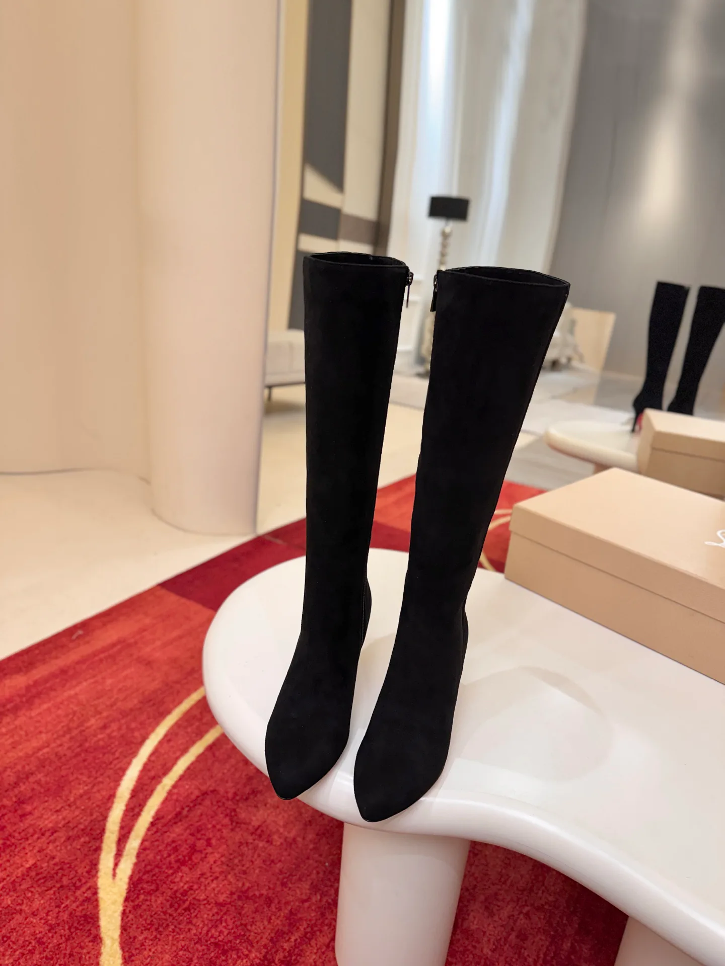 Сапоги Женские Christian Louboutin 19570921