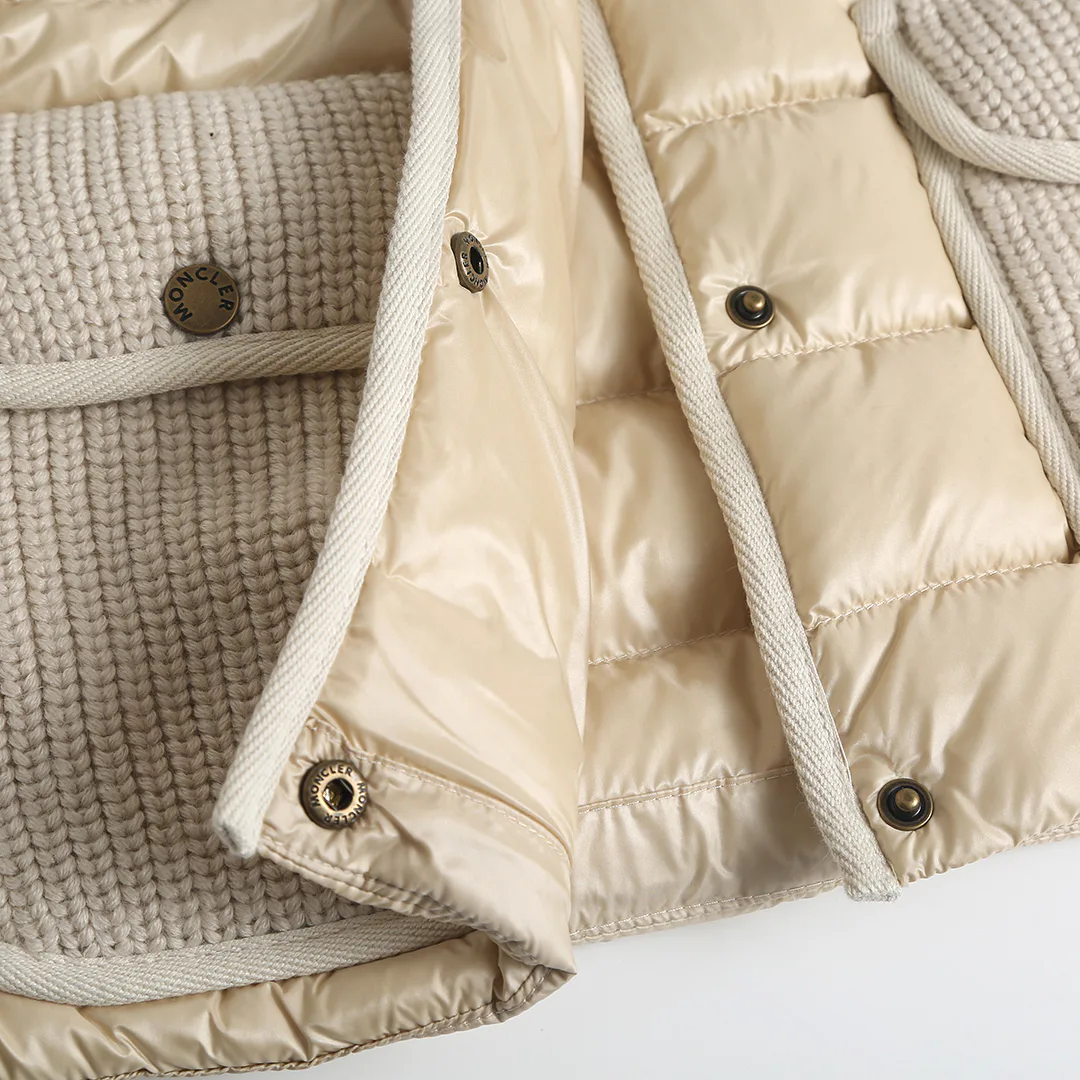 Куртки И Пуховики Женские Moncler 19451523