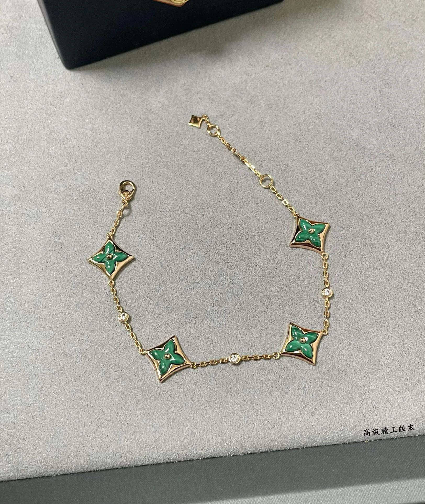 Бижутерия Louis Vuitton 11474359