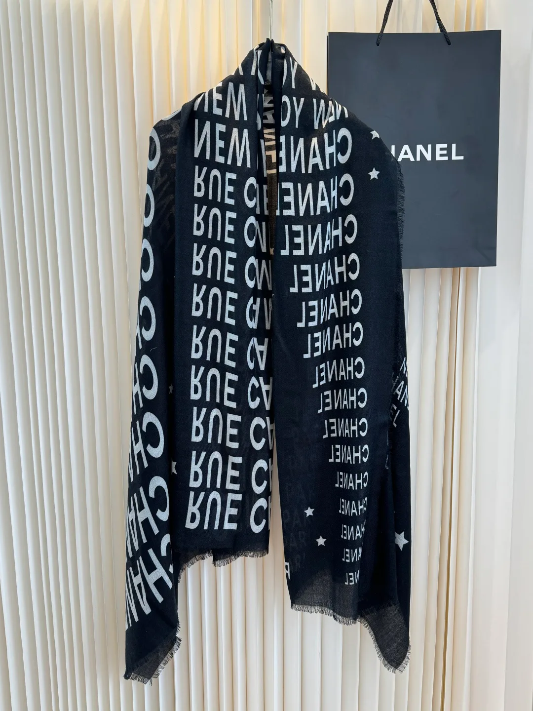 Шарфы Chanel 18222622