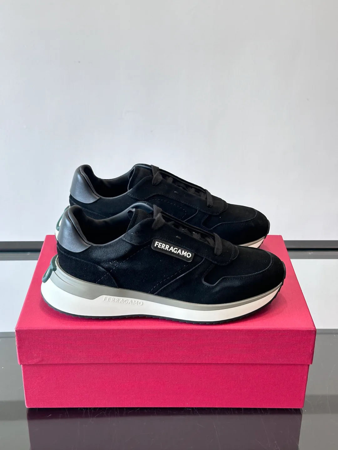 Кроссовки Мужские Salvatore Ferragamo 348200