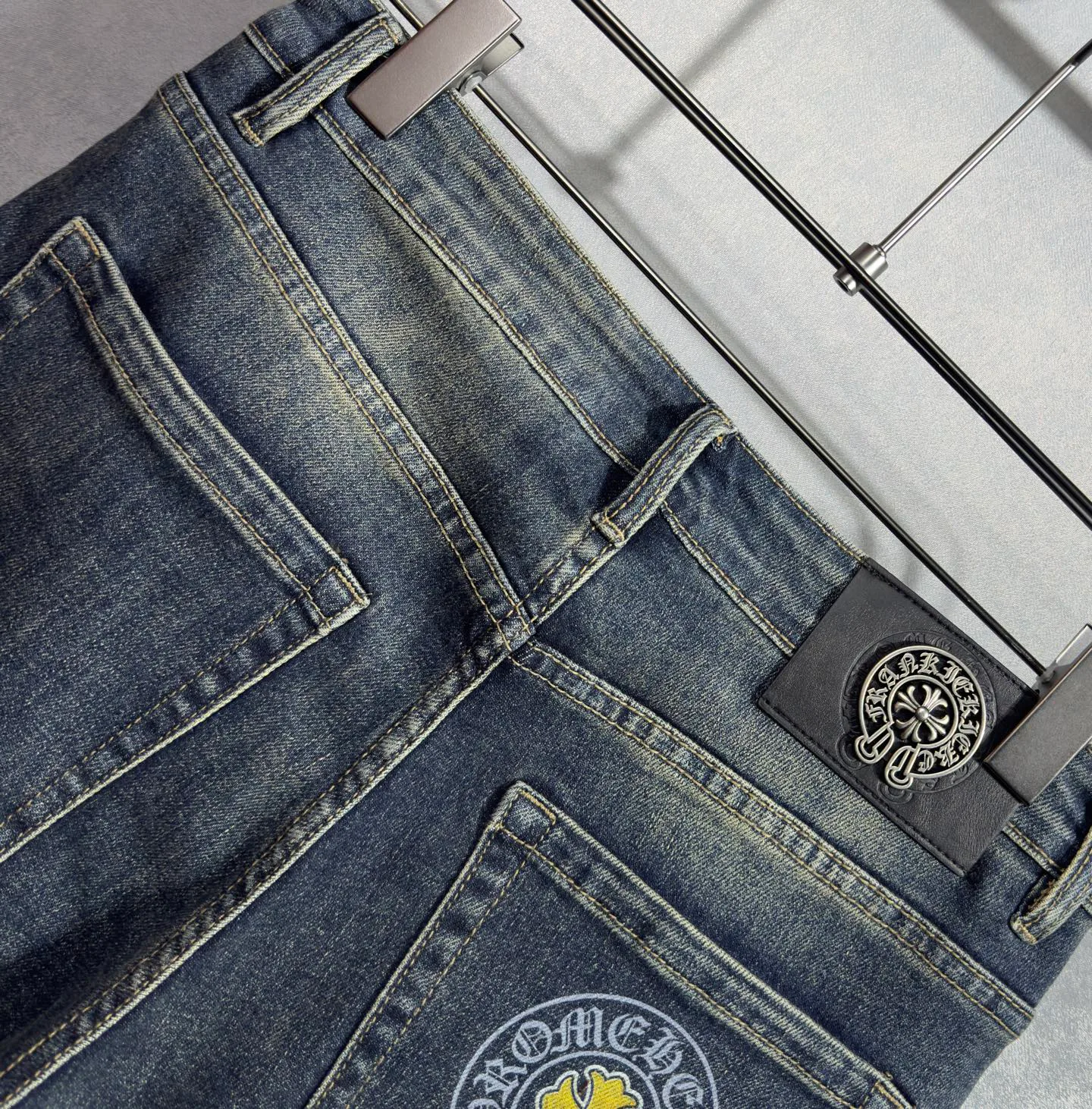 Джинсы Мужские Chrome Hearts 18098362