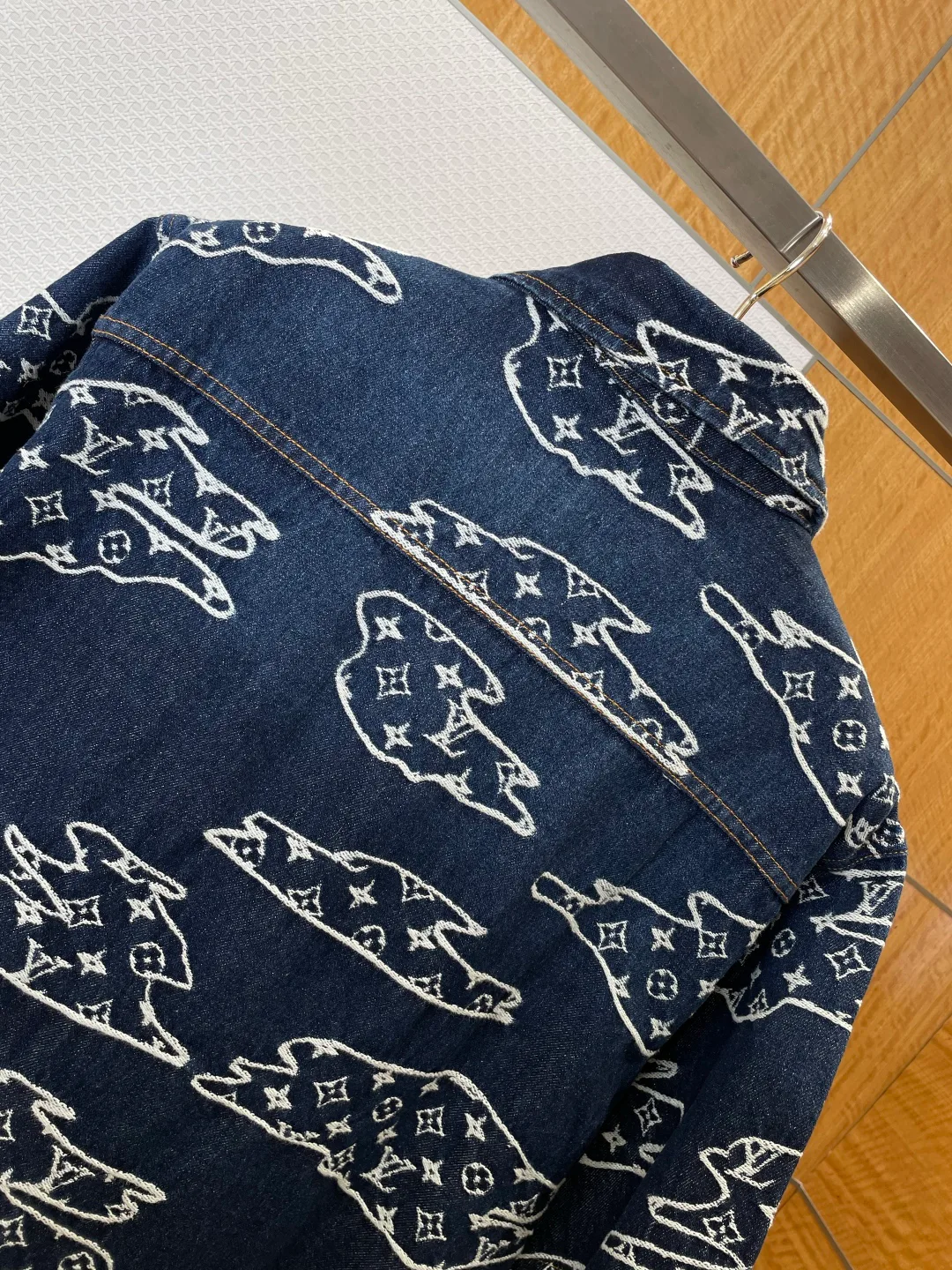 Куртки И Пуховики Мужские Louis Vuitton 179138