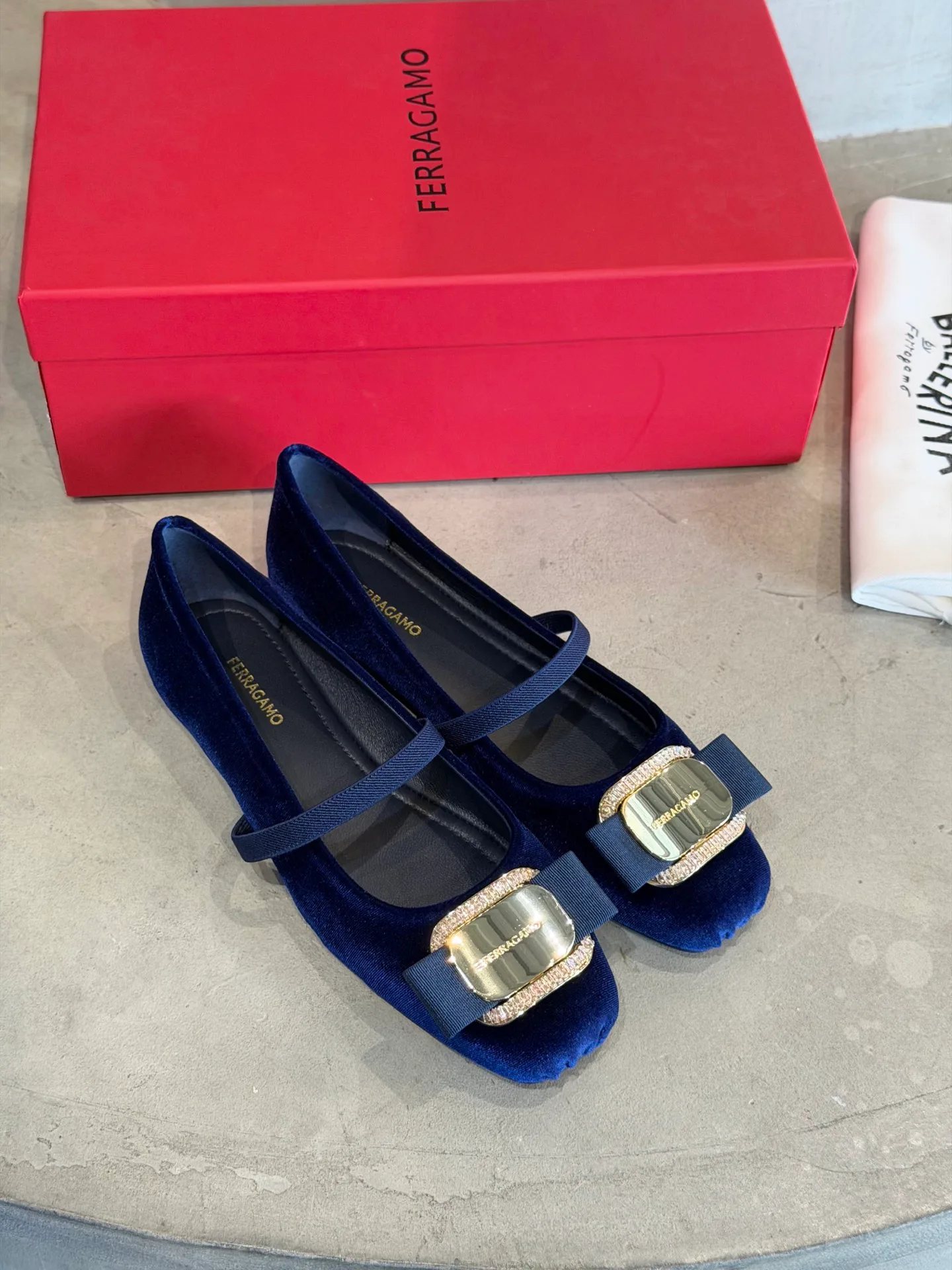 Балетки Женские Salvatore Ferragamo 4545267