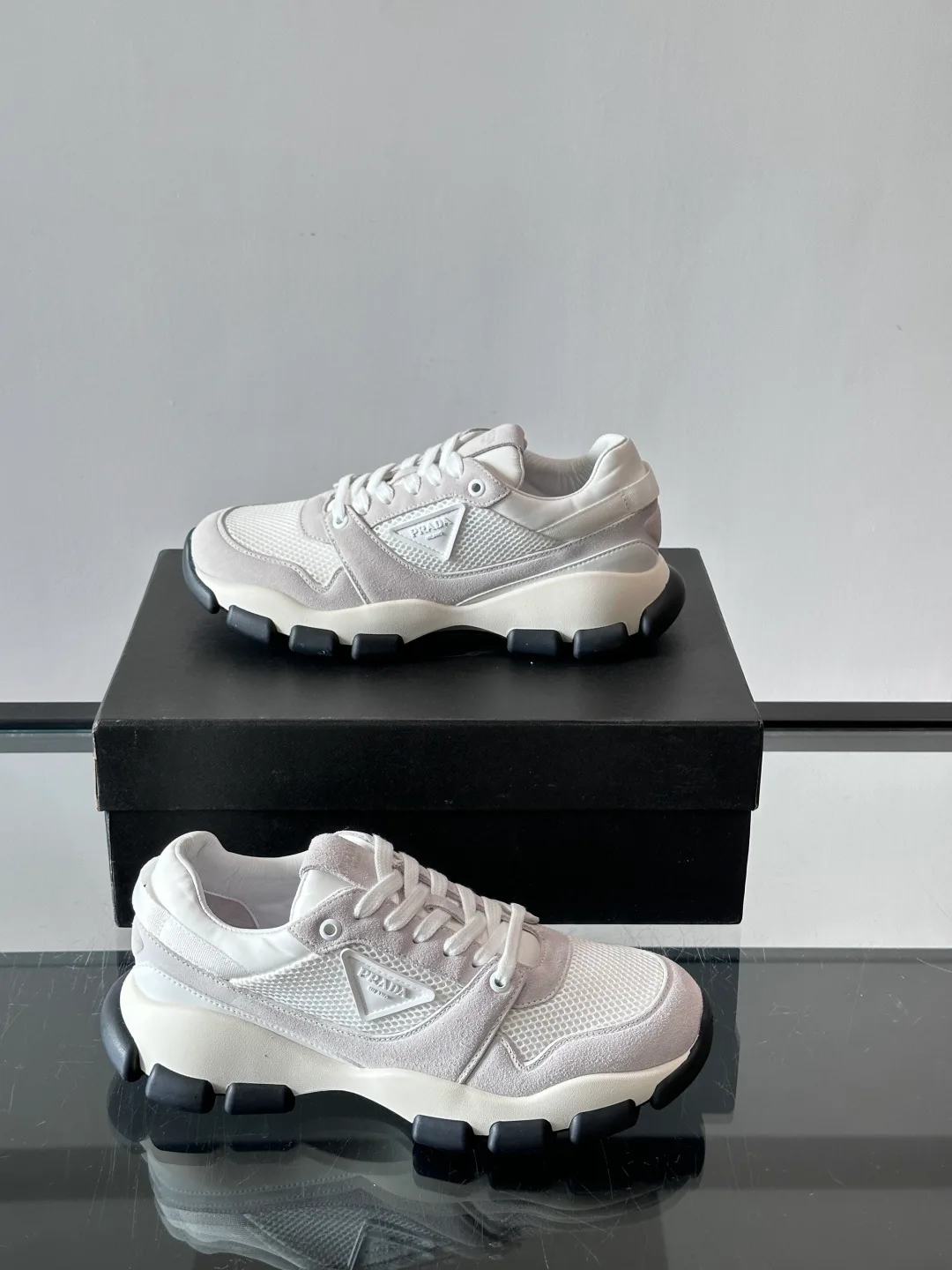 Кроссовки Мужские Prada 17498050