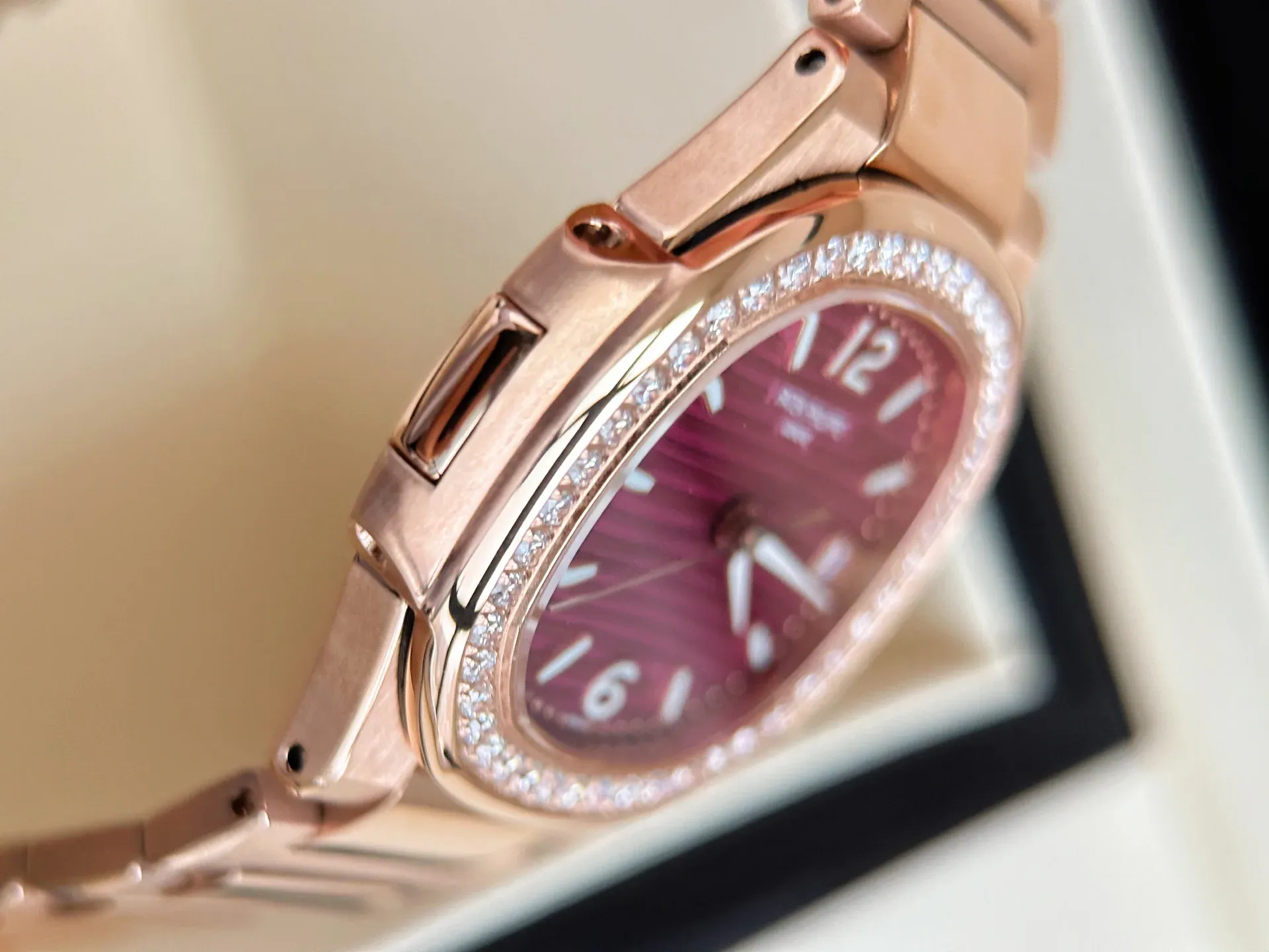 Часы Женские Patek Philippe 1256040