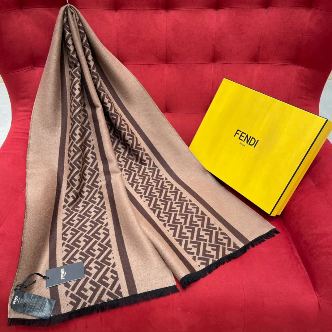 Шарфы Fendi 1255640