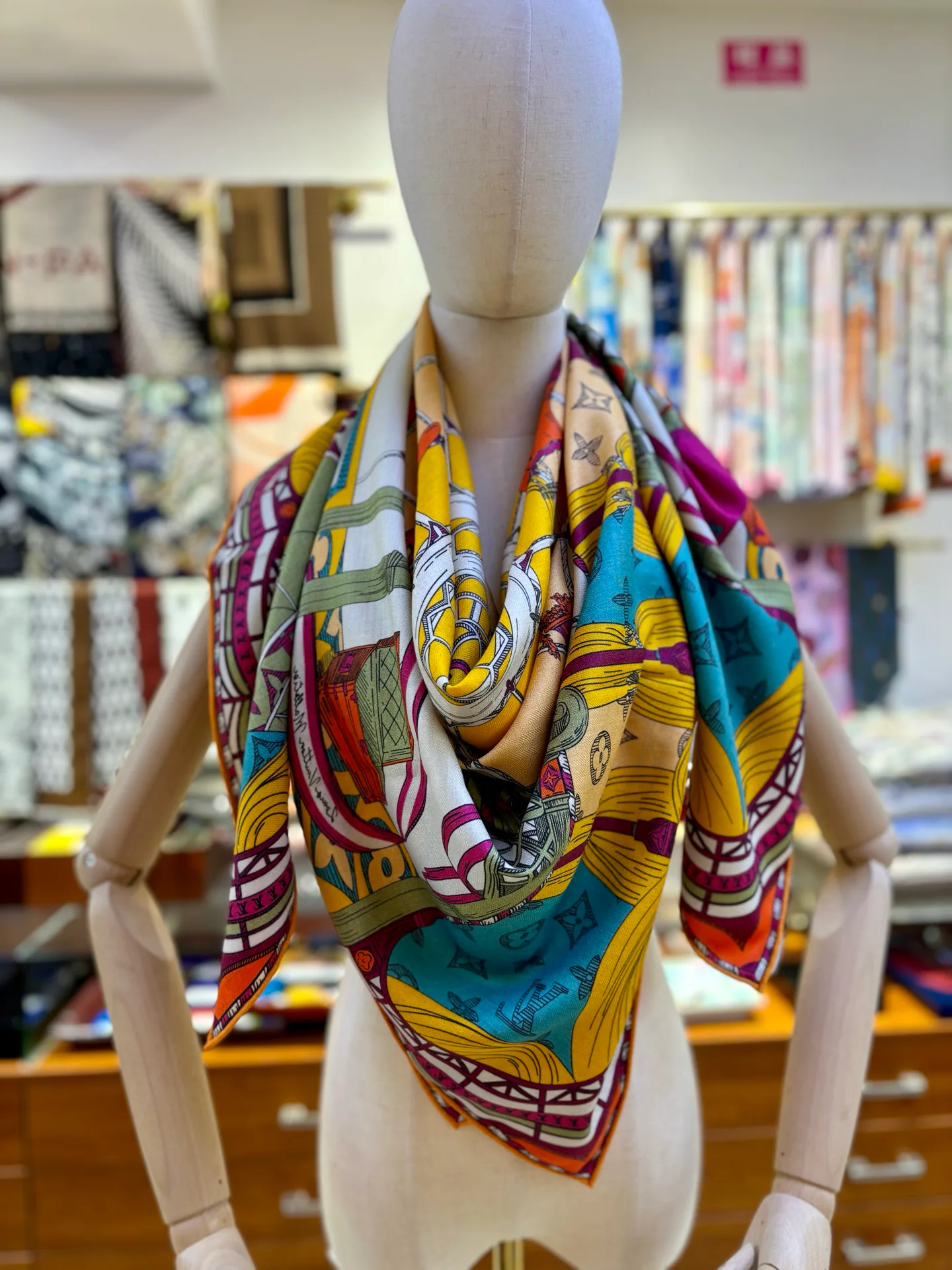 Шарфы Louis Vuitton 76691