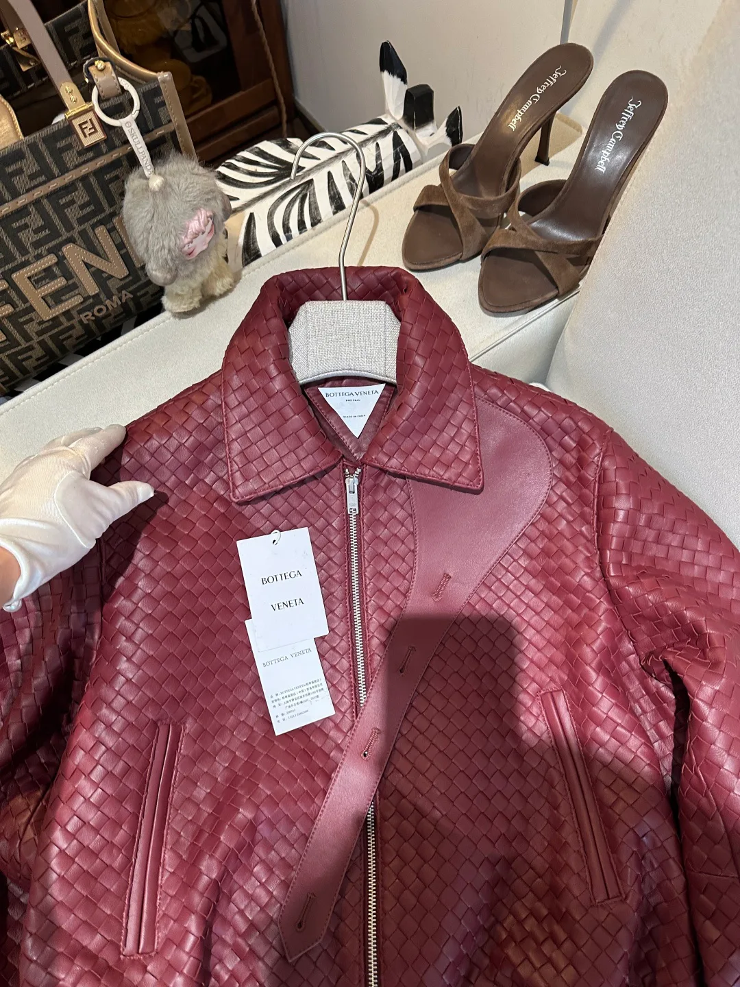 Кожаные Куртки И Дублёнки Женские Bottega Veneta 17744897