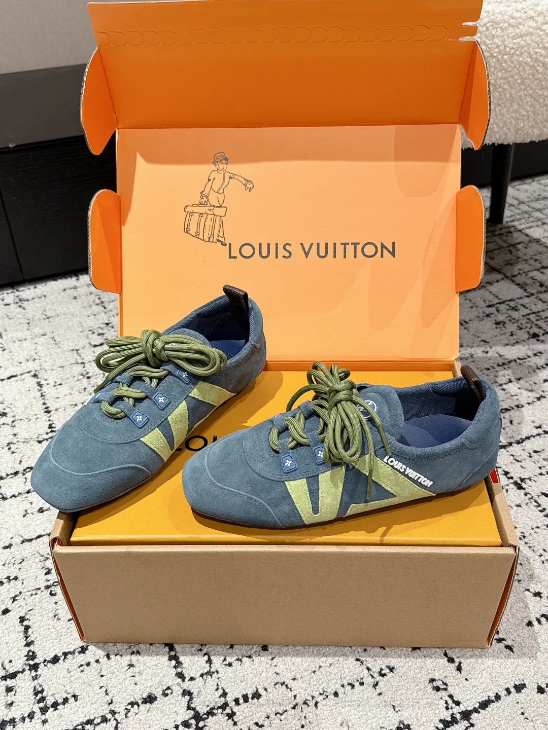 Кроссовки Женские Louis Vuitton 47493