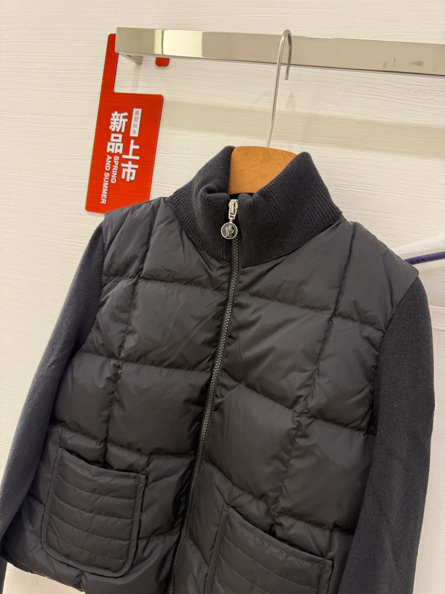 Куртки И Пуховики Женские Moncler 18825207