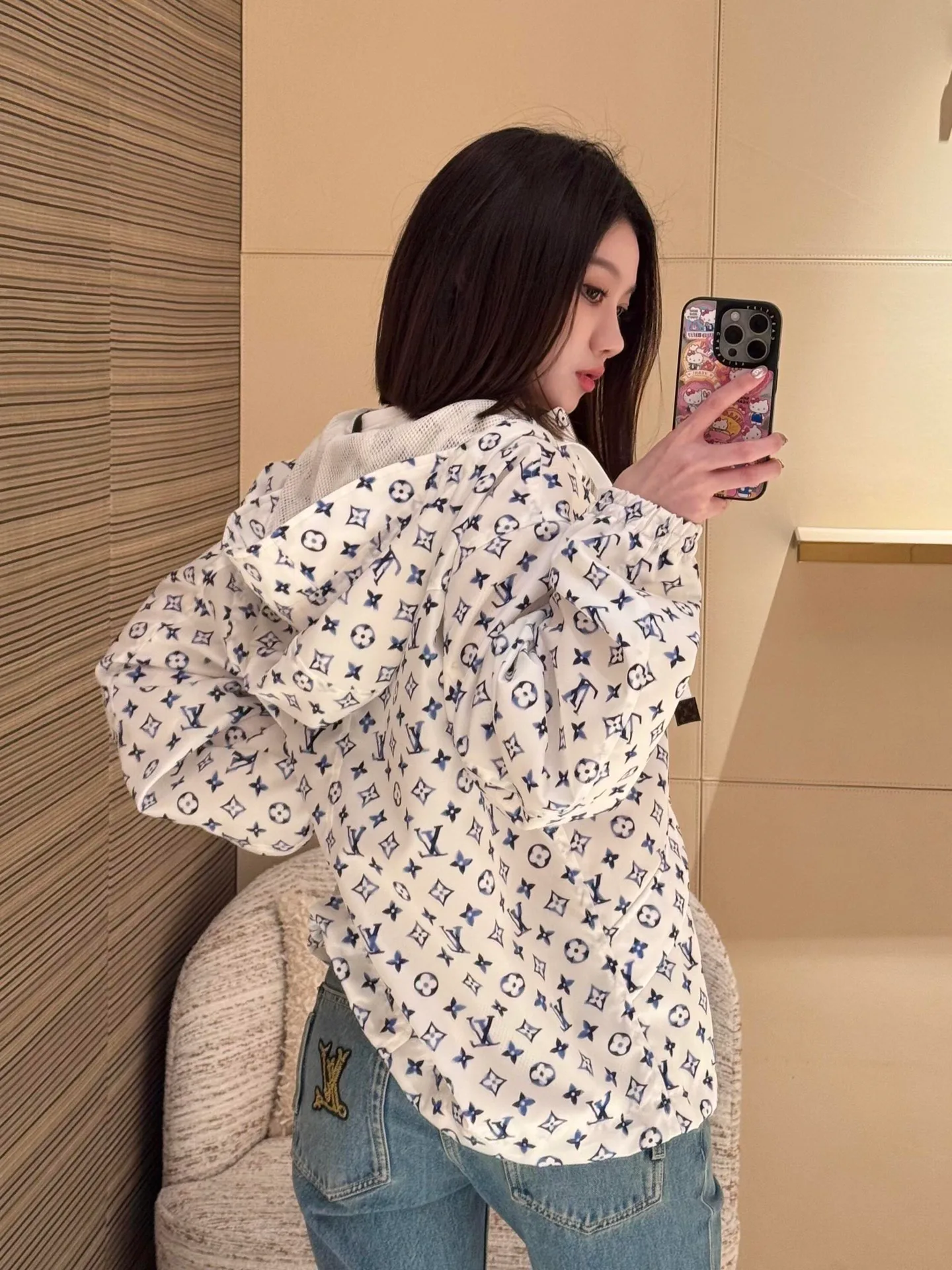 Куртки Женские Louis Vuitton Куртки Женские Louis Vuitton