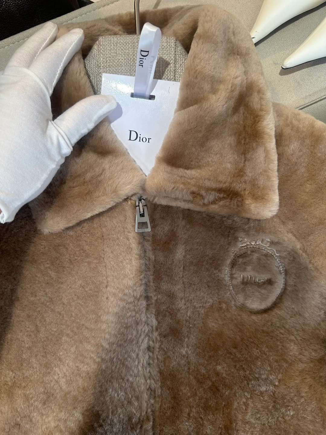 Кожаные Куртки И Дублёнки Женские Christian Dior 18333447