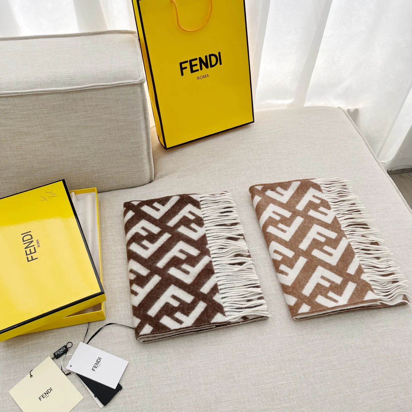 Шарфы Fendi 497694