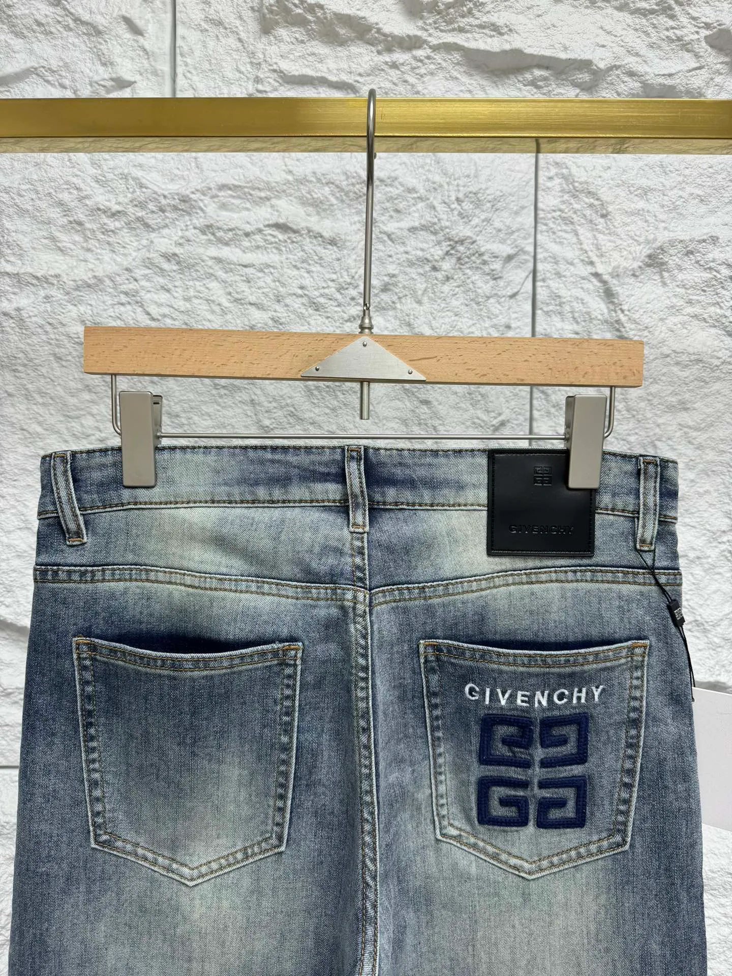 Джинсы Мужские Givenchy 18458228