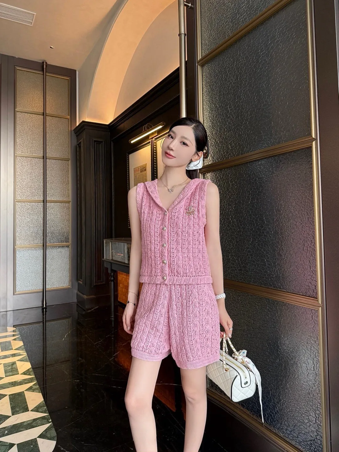 Топы Женские Chanel 11505214