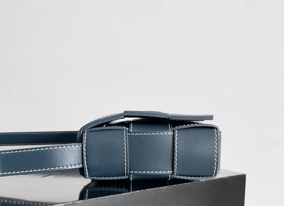 Сумки На Ремне Женские Bottega Veneta 1304162