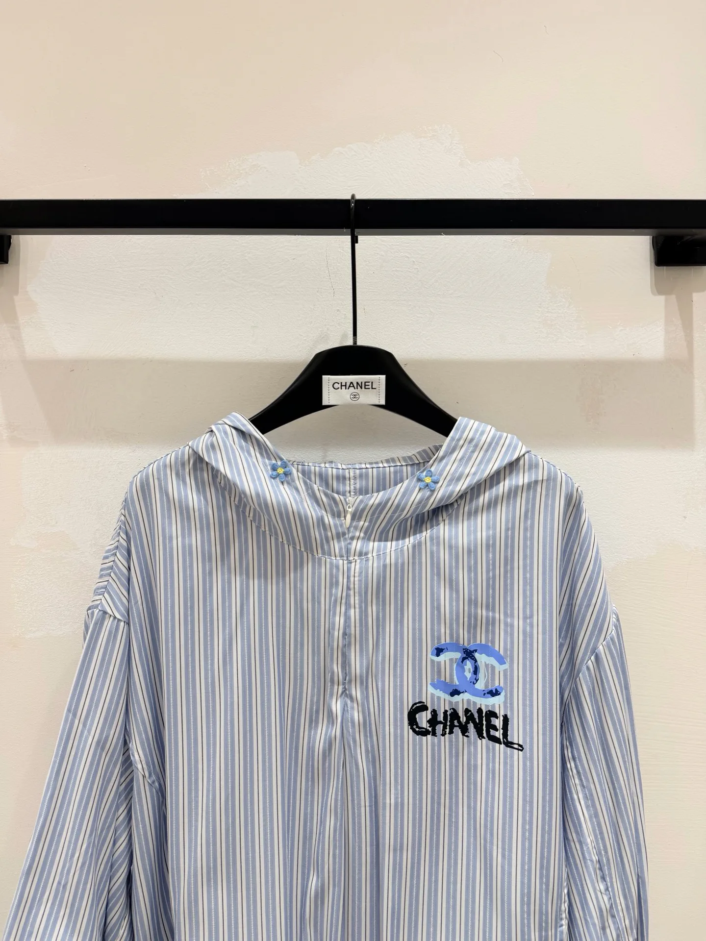 Куртки И Пуховики Женские Chanel 12625487