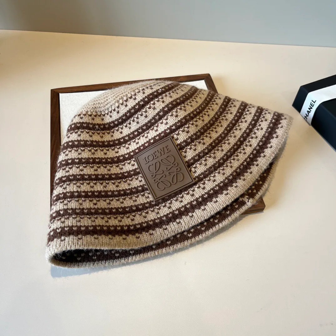 Головные Уборы Loewe 563496