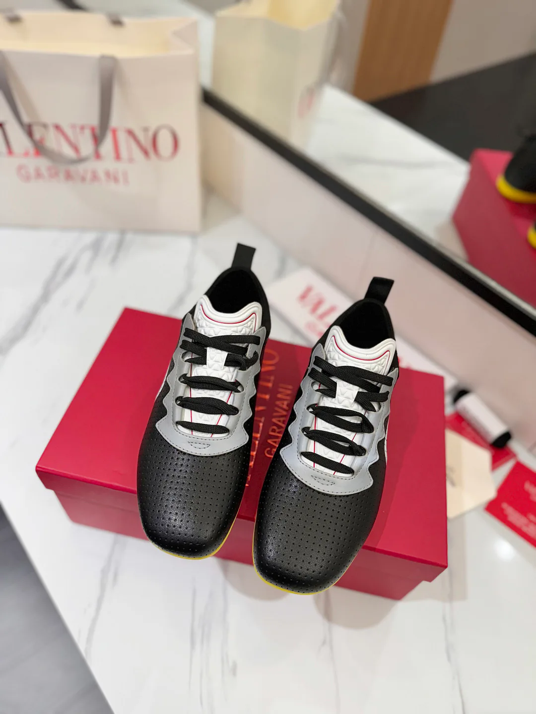 Кроссовки Мужские Valentino 9176